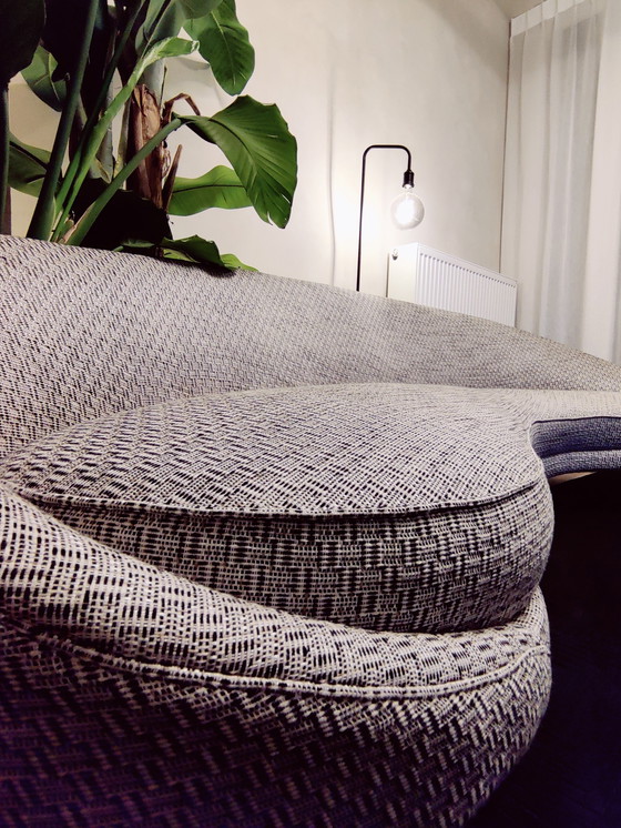 Image 1 of Vintage Italiaanse Designer zetel