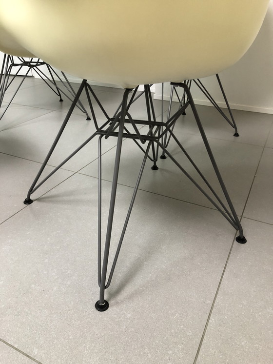 Image 1 of 4x Vitra DAR eetkamerstoelen