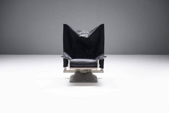 Image 1 of Vintage Italiaanse AEO lounge stoel in zwart leer van Paolo Deganello - Cassina