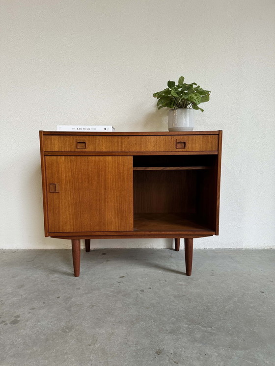 Image 1 of Vintage Sideboard Schuifdeuren En Lade