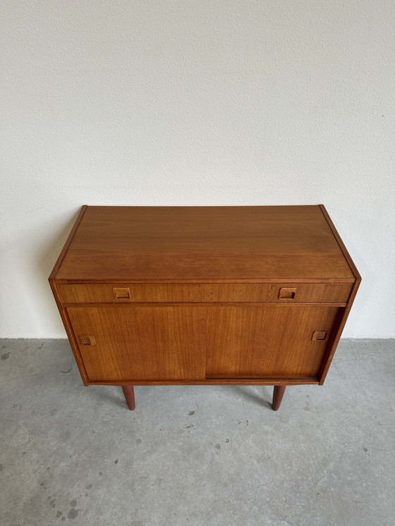 Image 1 of Vintage Sideboard Schuifdeuren En Lade