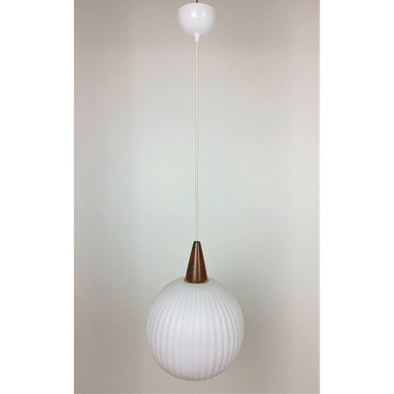 Image 1 of Vintage hanglamp van teakhout en opaline, jaren 1960