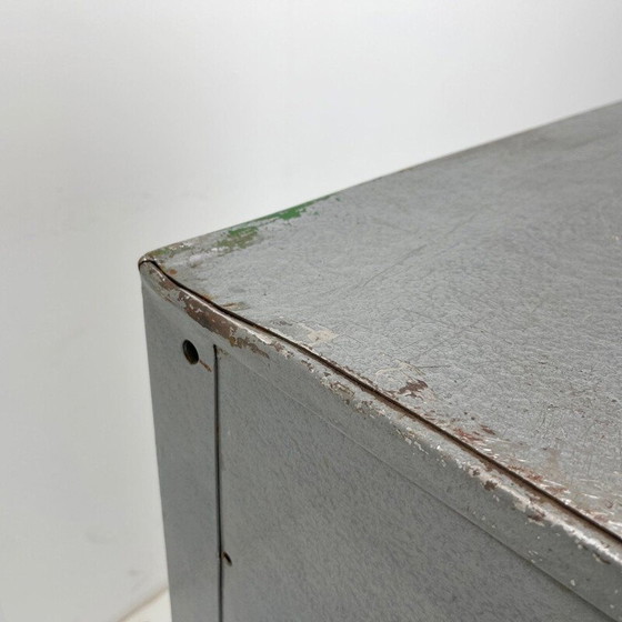 Image 1 of Vintage industriële metalen ladekast, Tsjechoslowakije 1950