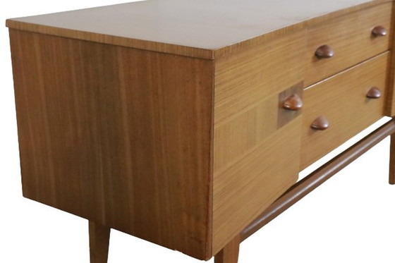 Image 1 of Stoneleigh dressoir