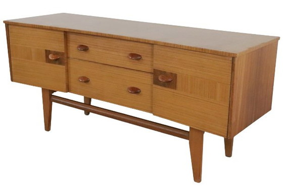 Image 1 of Stoneleigh dressoir