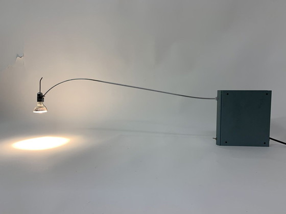 Image 1 of Postmoderne boekenkastlamp - jaren 1980