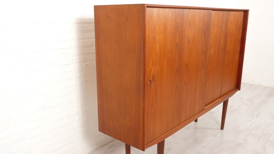 Image 1 of Vintage Kast | Deens Highboard | Schuifdeuren | Kai Kristiansen