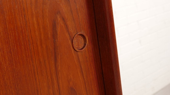 Image 1 of Vintage Kast | Deens Highboard | Schuifdeuren | Kai Kristiansen