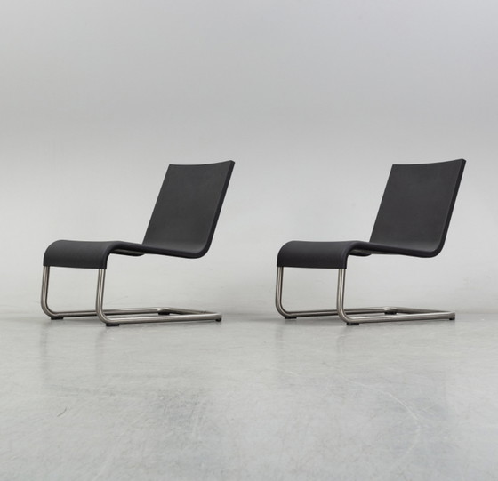 Image 1 of 2x Vitra .06 loungestoel