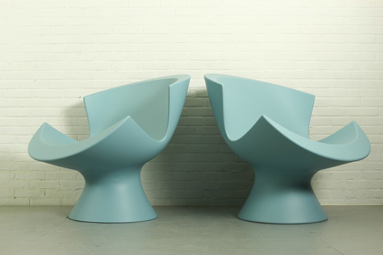 Image 1 of Set van 2 Karim Rashid Kite Lounge Chairs voor Label, 2004