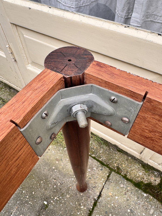 Image 1 of Vintage palissander tafel + stoelen