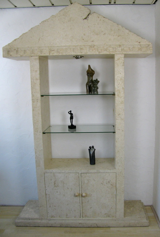Image 1 of Vintage travertin vitrinekast