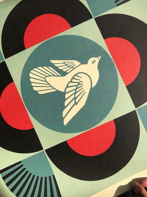 OBEY / Shepard Fairey - Dove