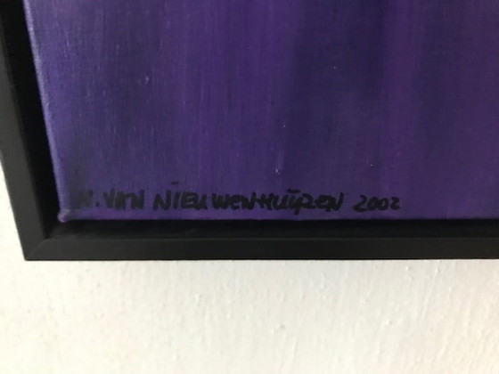 Image 1 of Nelly van Nieuwenhuijzen Paarse tulpen schilderij