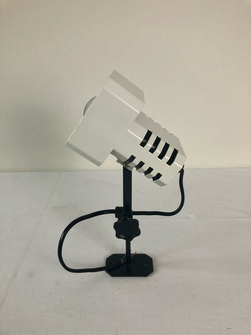 Louis Poulsen Flipper wandlamp