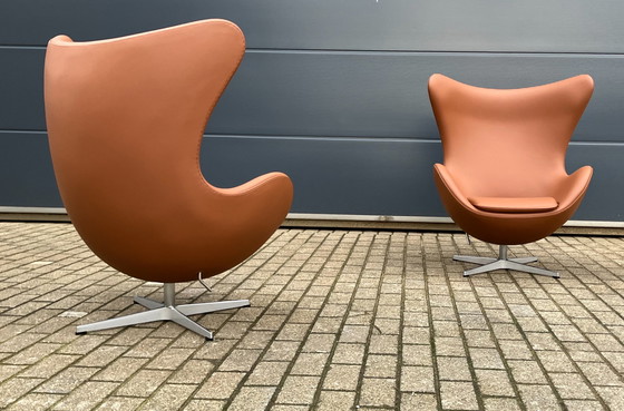 Image 1 of 2x Fritz Hansen Egg Chair