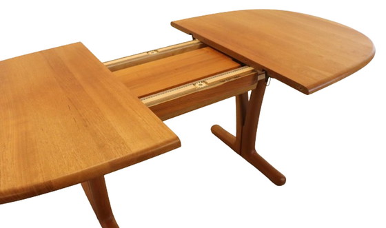 Image 1 of Holstebro 2x verlengbare ovalen eettafel massief teak vintage