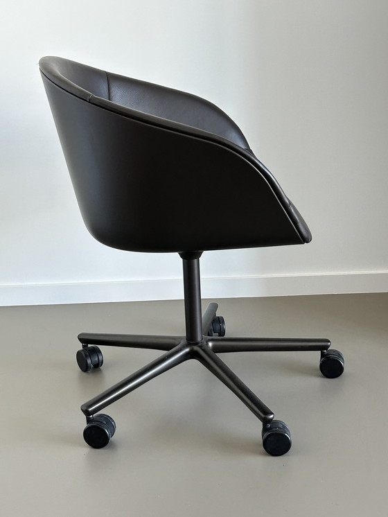 Image 1 of Walter Knoll Kyo Chair ontwerp van Pearson Lloyd