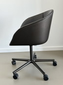 Walter Knoll Kyo Chair ontwerp van Pearson Lloyd
