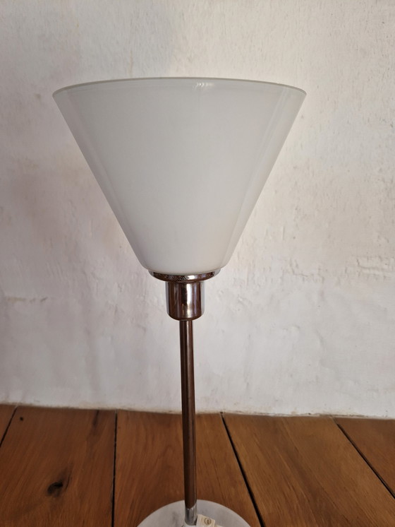 Image 1 of art deco bauhaus stijl tafellamp marmer