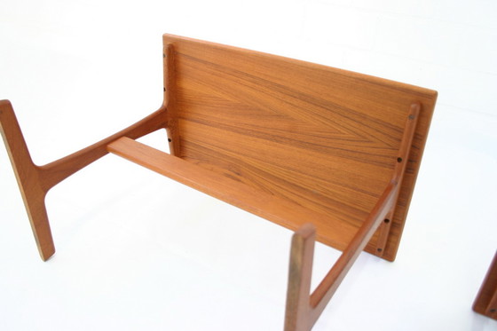 Image 1 of Arne Wahl Iversen voor Vinde, Mid-Century teakhouten nesttafel, bijzettafel