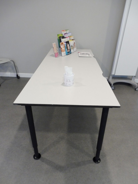 Image 1 of Gispen next inbus tafel zwart onderstel