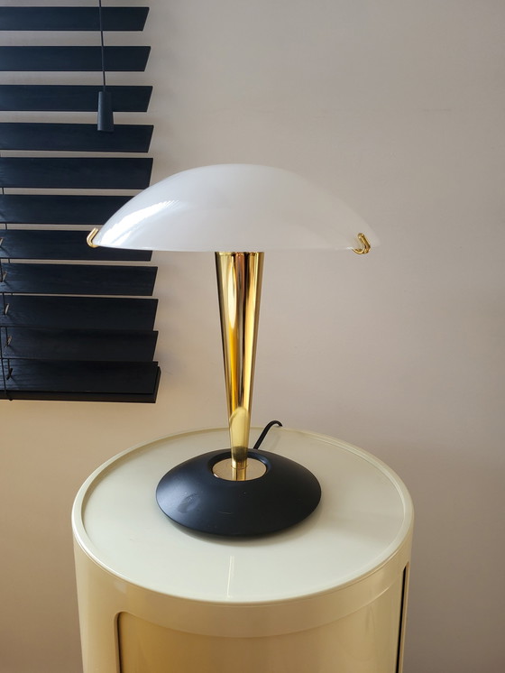 Image 1 of Mushroom lamp, Luciano Cesaro, messing/ mat zwarte tafellamp, jaren 90, Italy