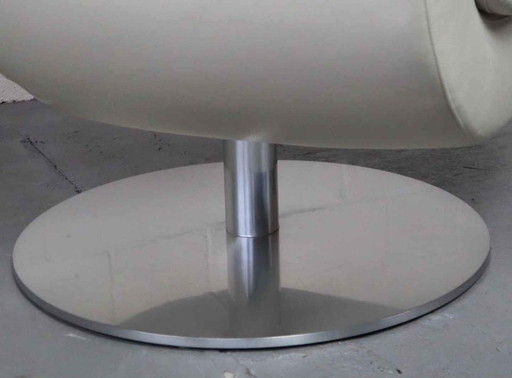 2x B&B Italia "Tulip" armchairs by Jeffrey Bernett