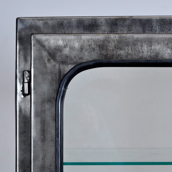 Image 1 of Vintage medische kast van Glas en IJzer , jaren 70