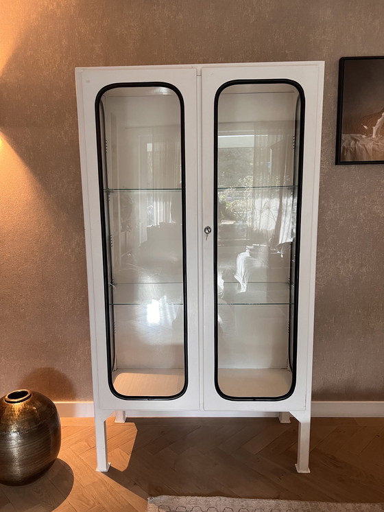 Image 1 of Vintage Apothekerskast