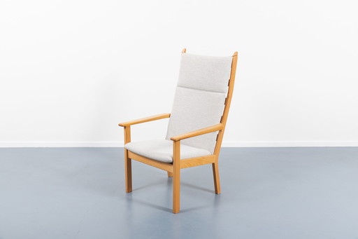 Getama fauteuil met hoge rugleuning GE 284A van Hans Wegner