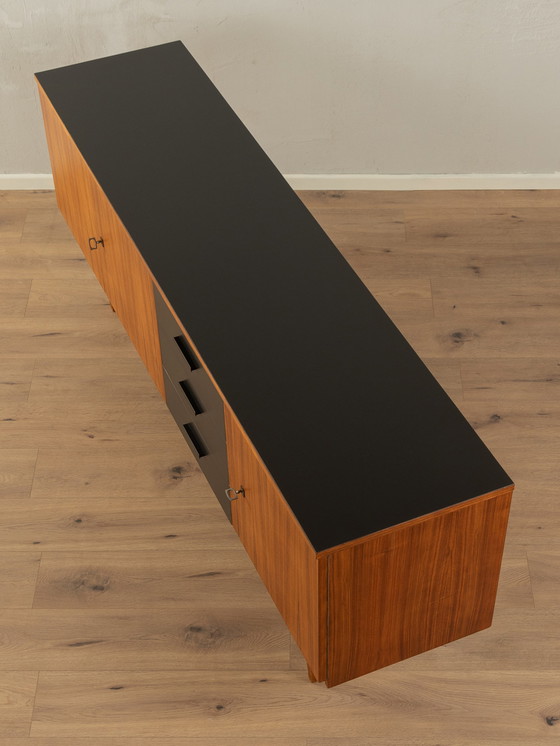 Image 1 of vintage dressoir