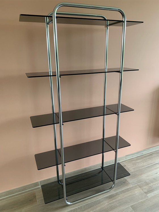 Image 1 of Vintage display chroom