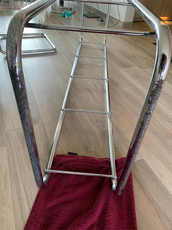 Image 1 of Vintage display chroom