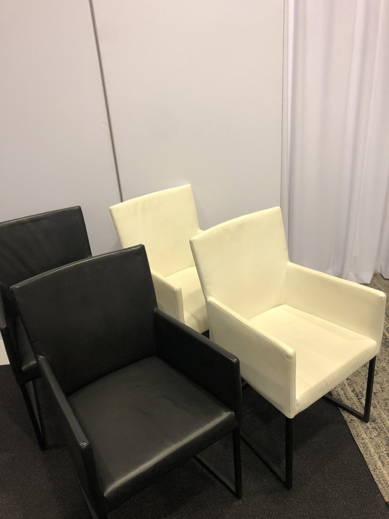 Image 1 of 4x Bert Plantagie leren stoelen