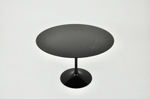 Knoll eettafel van Eero Saarinen