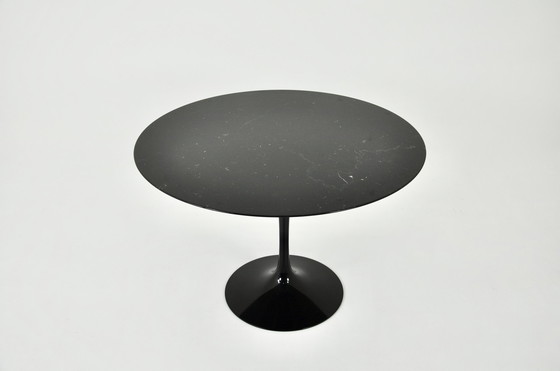 Image 1 of Knoll eettafel van Eero Saarinen