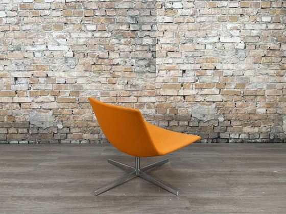 Image 1 of Arper Catifa 80 4-Ways oranje fauteuil