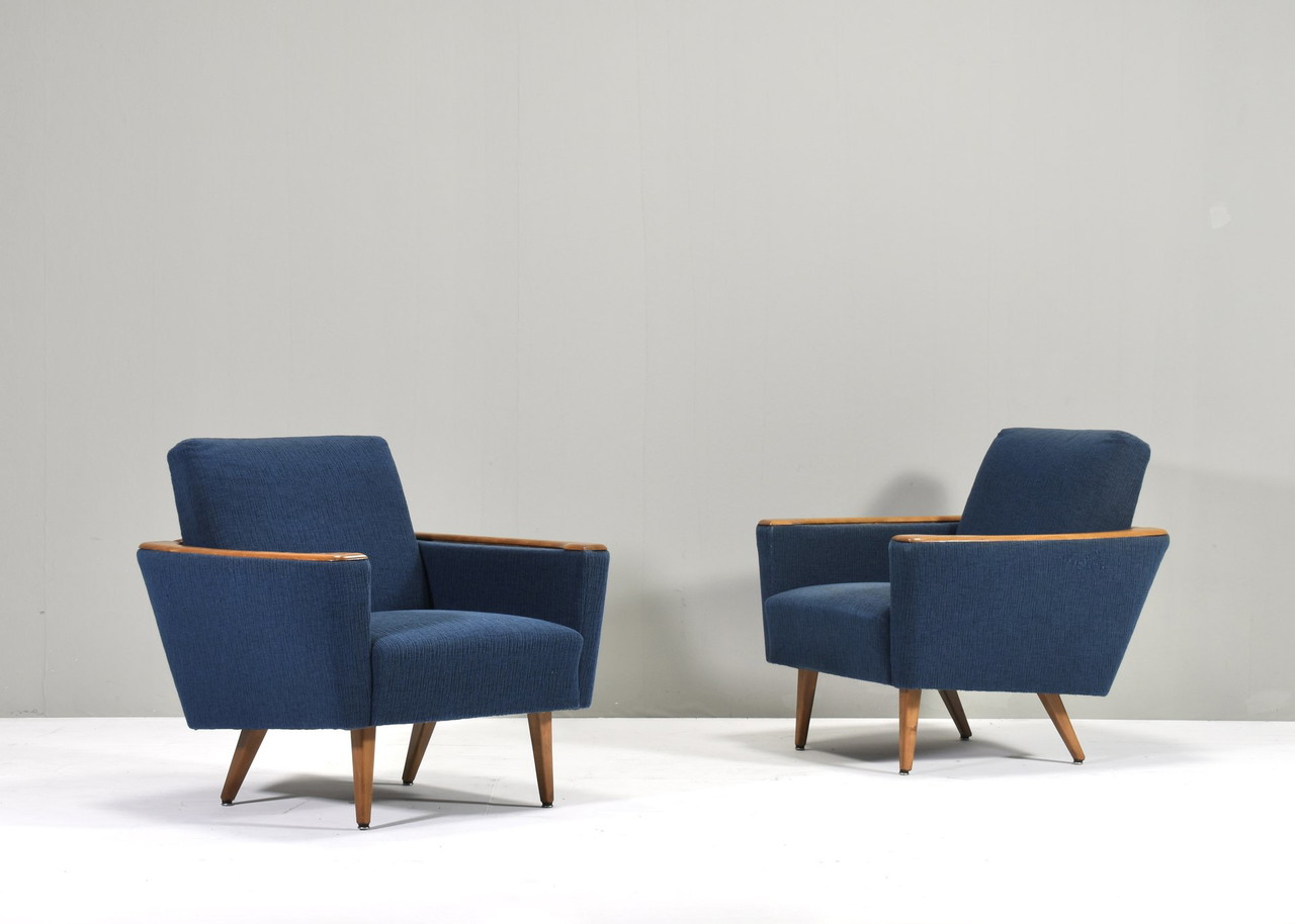 Paar Duitse fauteuils met eikenhouten details, Duitsland – circa 50's Design