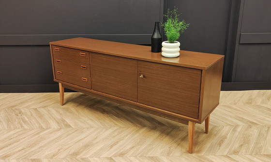 Image 1 of Vintage dressoir