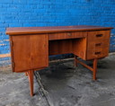Deens teak bureau jaren 60