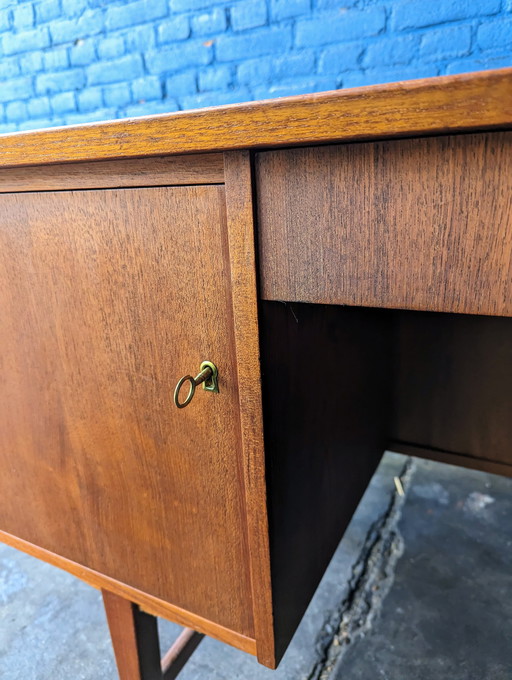 Deens teak bureau jaren 60