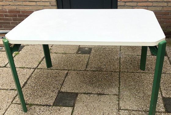 Image 1 of Bruno Rey eettafel