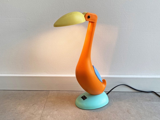 Image 1 of 1x vintage pinguïn/flamingo bureaulamp/tafellamp uit de jaren 80