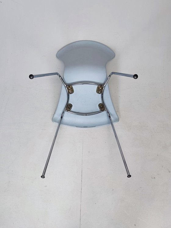 Image 1 of 7x Kartell Nihau eetkamerstoelen van Vico Magistretti