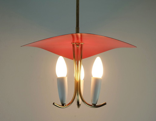 prachtige hanglamp met 3 lampen mid century vijftig, messing, metaal, plastic, stilnovo-tijdperk