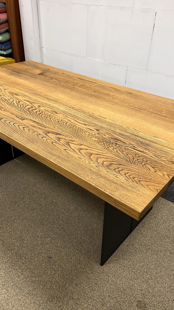 Image 1 of Bert plantagie Santiago eettafel