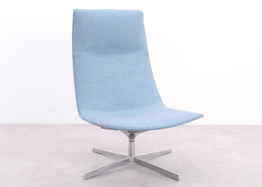  Arper Catifa 70 draaifauteuil blauw