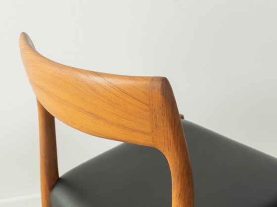 Image 1 of 5x Nils O. Møller Eetkamerstoelen