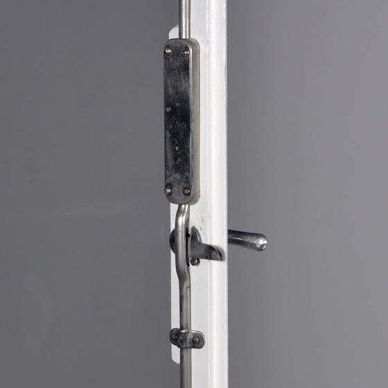 Image 1 of Vintage medische kast